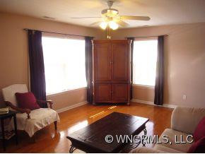 33 WORTHINGTON LANE - Photo 4