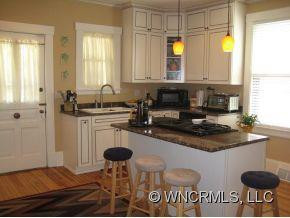 257 Montford Avenue - Photo 2
