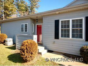 29 HOLIDAY DRIVE - Photo 2
