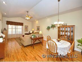 29 HOLIDAY DRIVE - Photo 3