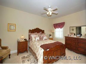 29 HOLIDAY DRIVE - Photo 5