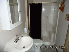 195 Martin Court - Photo 11