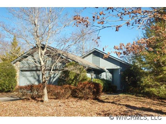 2020 Golfside Lane