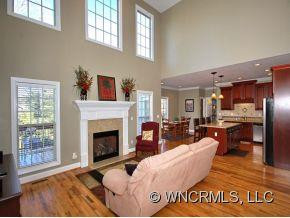 107 BERRY HILL DRIVE - Photo 6