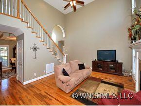 107 BERRY HILL DRIVE - Photo 7
