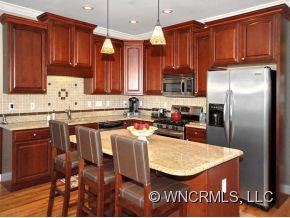 107 BERRY HILL DRIVE - Photo 9