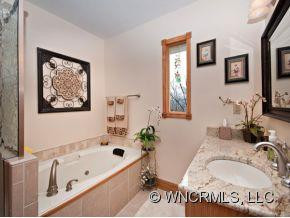 467 PRESIDENTIAL DRIVE - Photo 14