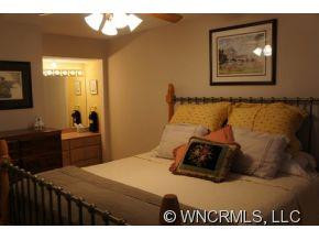 96 Chestnut Ridge Rd - Photo 21