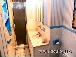 15 HICKORY DRIVE - Photo 12