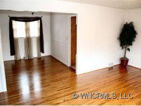 15 HICKORY DRIVE - Photo 4