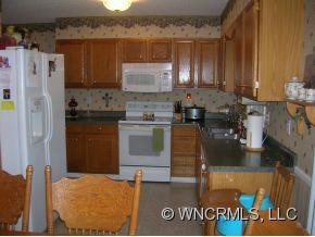 295 Holly Hills Drive - Photo 4