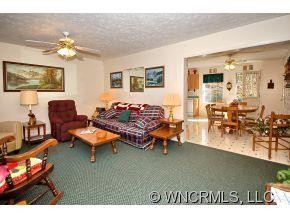 330 Sleepy Hollow - Photo 4