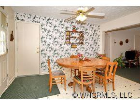330 Sleepy Hollow - Photo 6