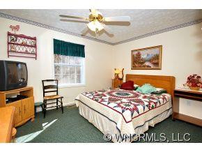 330 Sleepy Hollow - Photo 7