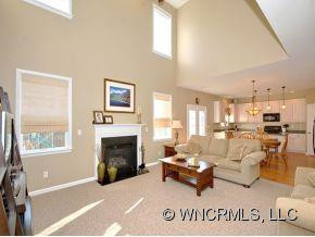 303 WILDBRIAR ROAD - Photo 8