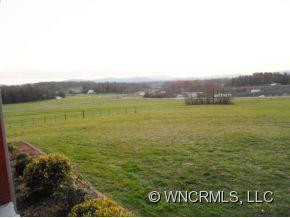 2438 Upward Road - Photo 14