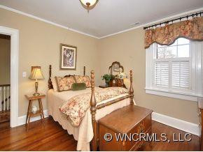 18 Windsor Road - Photo 15