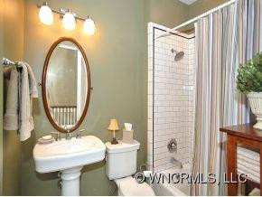 18 Windsor Road - Photo 16