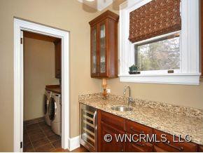 18 Windsor Road - Photo 9