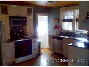 8 Farrwood Avenue - Photo 11