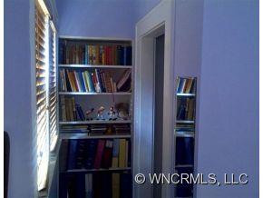 8 Farrwood Avenue - Photo 20