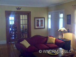 8 Farrwood Avenue - Photo 9