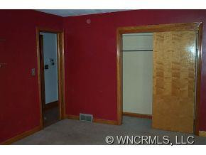 422 N Fairground Ave - Photo 8