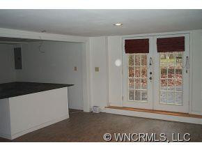 422 N Fairground Ave - Photo 9