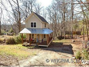 15 OAKCREST DRIVE - Photo 2