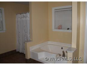 28 Poplar Creek Dr. - Photo 6