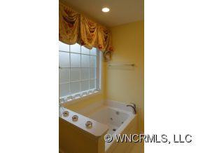 3406 Turnpike Road - Photo 9