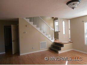 13 Tarragon Place - Photo 2