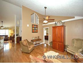1021 BUTTERNUT TRAIL - Photo 4