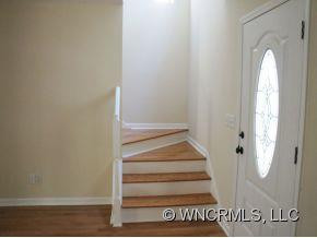 33 Fern Street - Photo 2