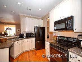 56 BUNGALOW LANE - Photo 10