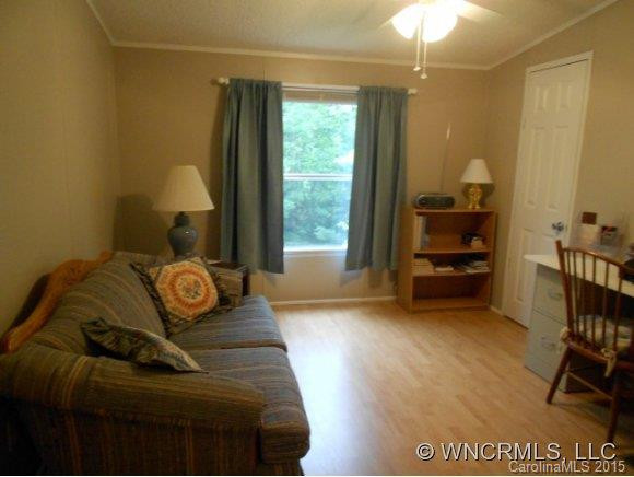 96 Turkey Pen Gap Lane - Photo 2