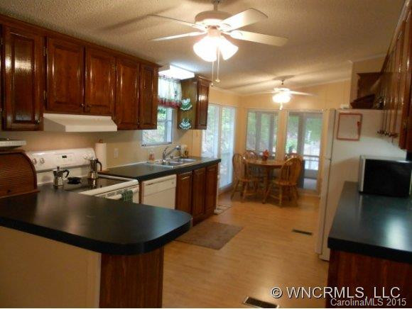 96 Turkey Pen Gap Lane - Photo 5