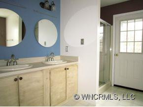 16 Azalea Terrace - Photo 13