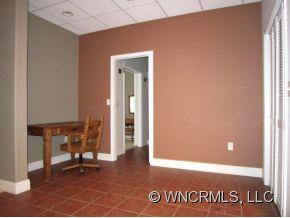 16 Azalea Terrace - Photo 18