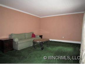 16 Azalea Terrace - Photo 3