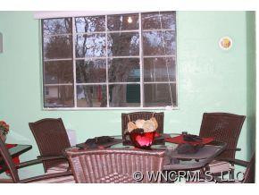 310 East Walker Street - Photo 11
