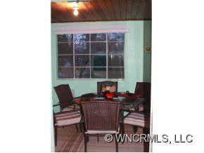 310 East Walker Street - Photo 12