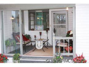 310 East Walker Street - Photo 4