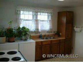 310 East Walker Street - Photo 7