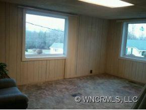 310 East Walker Street - Photo 10