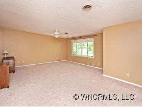 215 CROWFIELDS LANE - Photo 11