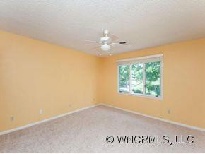 215 CROWFIELDS LANE - Photo 9