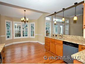16 Jennlyn Drive - Photo 4