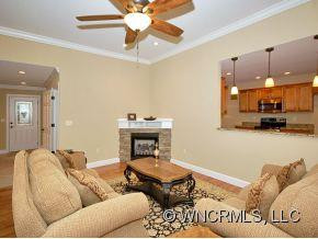 16 Jennlyn Drive - Photo 5