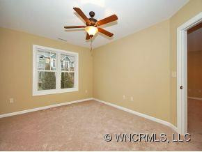 16 Jennlyn Drive - Photo 10